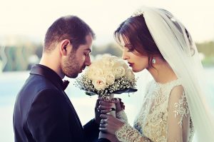 How to Make DIY Wedding Bouquets